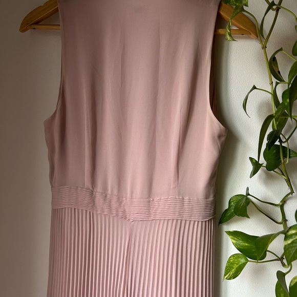 Aritzia Wilfred Julianne Dress - Picture 3 of 5